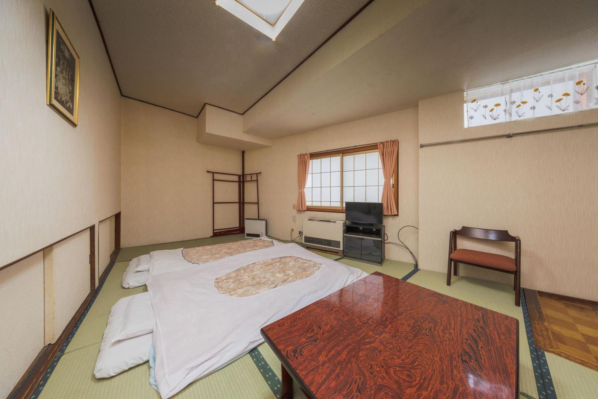 Yoshidaya Hotel ยามากาตะ ภายนอก รูปภาพ