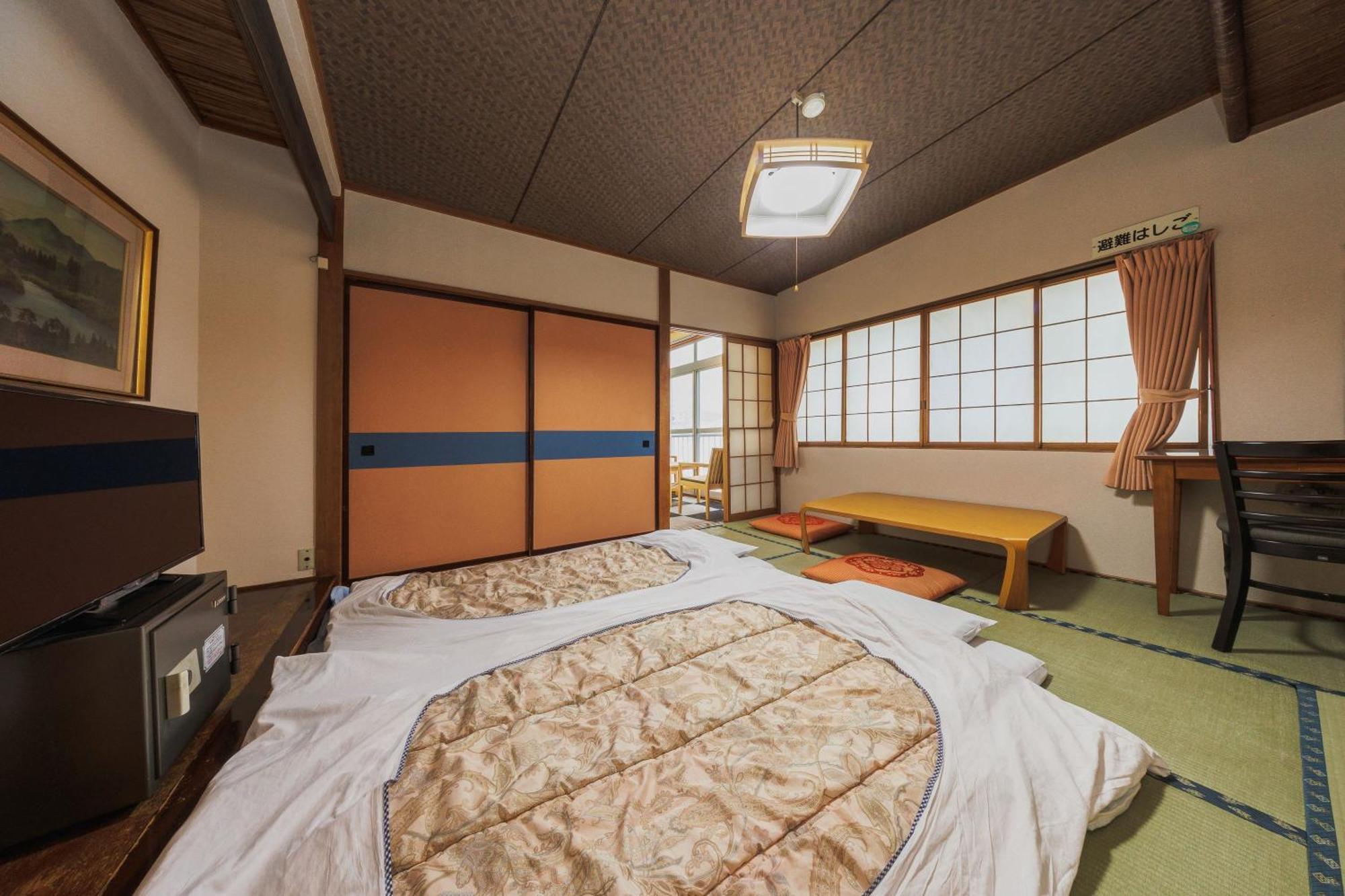 Yoshidaya Hotel ยามากาตะ ภายนอก รูปภาพ