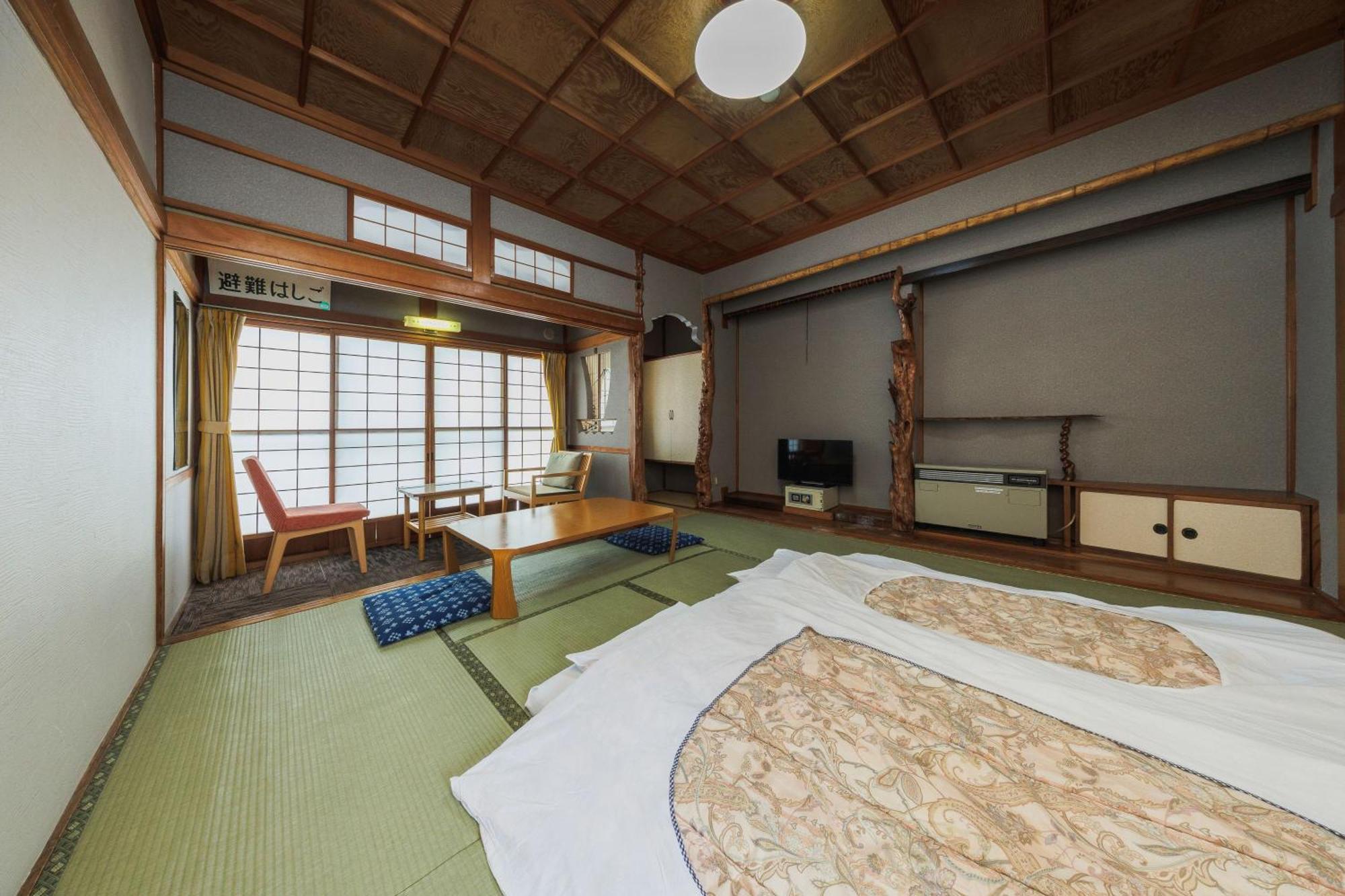 Yoshidaya Hotel ยามากาตะ ภายนอก รูปภาพ